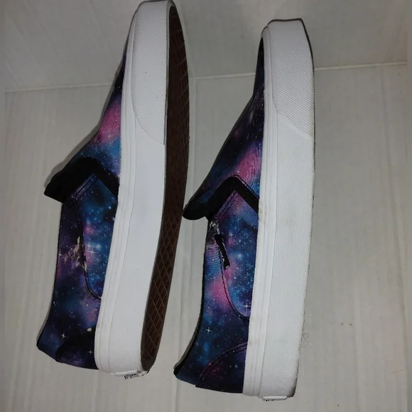 Vans Sneakers Women Size 6.5 Galaxy Slip Ons - Picture 5 of 10